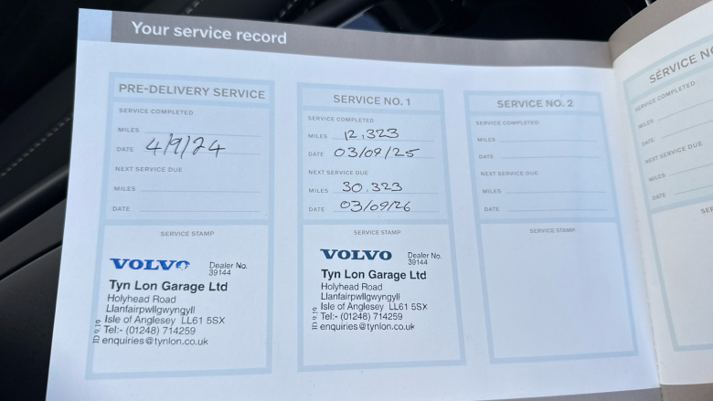 Volvo XC40 2.0 B3P Plus Dark 5dr Auto Petrol Estate